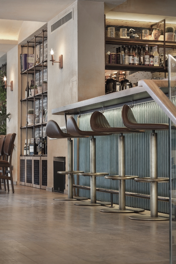 aks mimarlık ve inşaat milano gourmet bar sandalyeleri