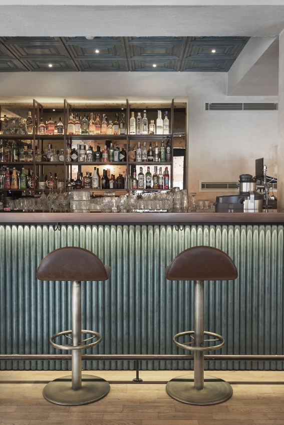 aks mimarlık ve inşaat milano gourmet bar kısmı