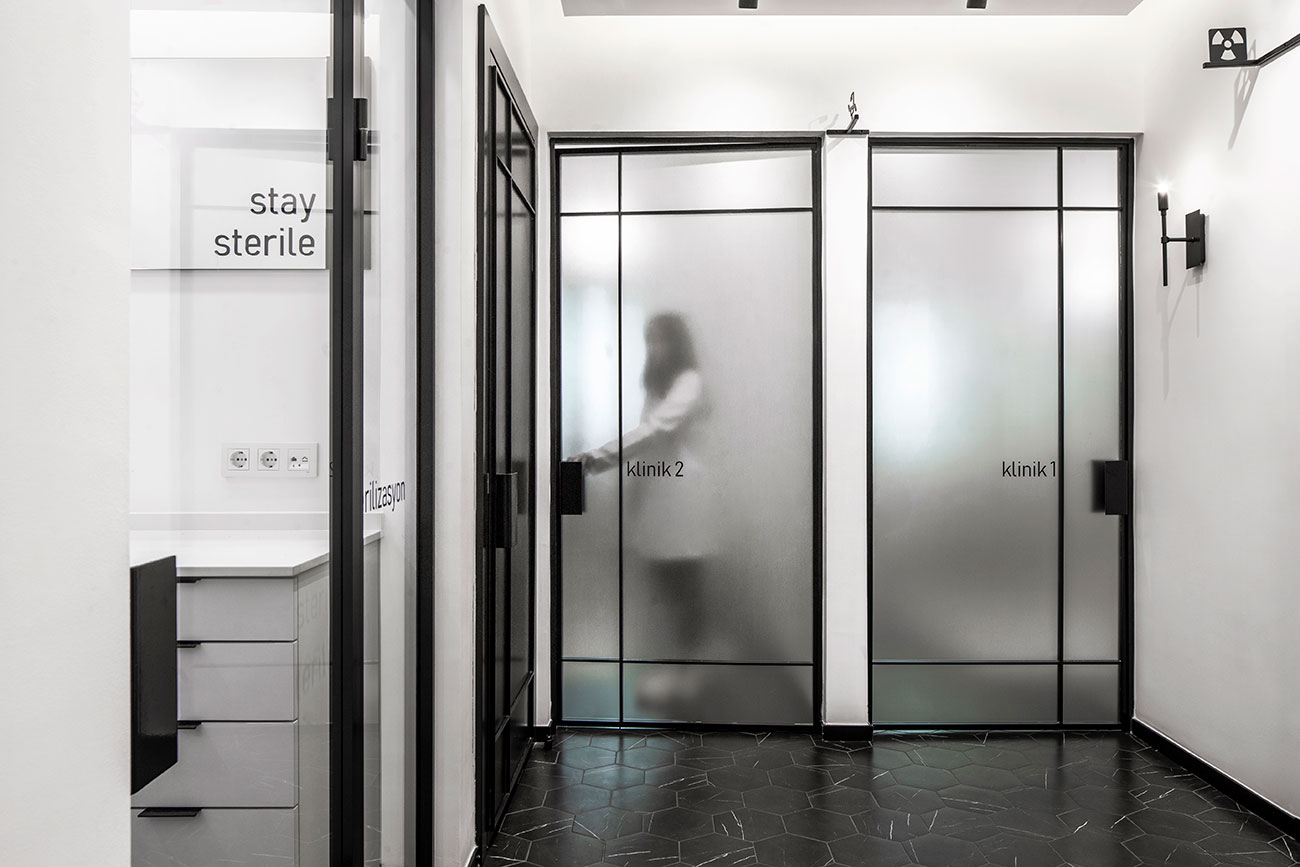 mob-Cihangir-Clinic-08-dental-interior-design-sterilisation